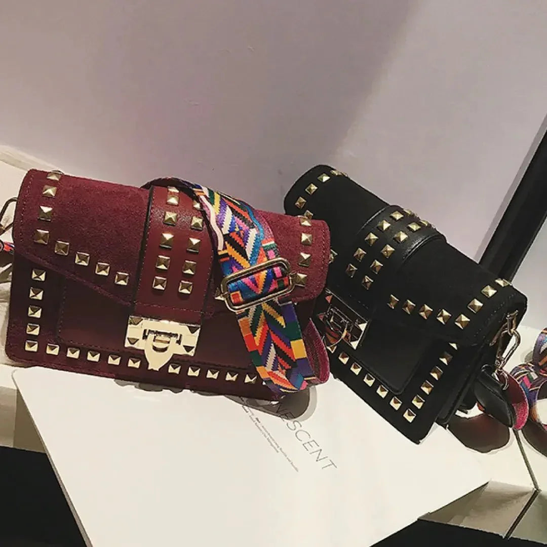 Betty Shoulder Bag - Velvet Finish - Manhattan Viral - Manhattan Viral