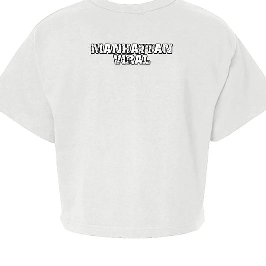She Loves It! Women's NYC Tee - Manhattan Viral Streetwear - Manhattan Viral
